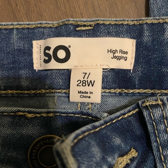 SO Women's Dark Blue Skinny Jeans - Picture 3 of 3